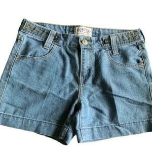 Signature Levi Strauss Denim Shorts  Women’s 14
